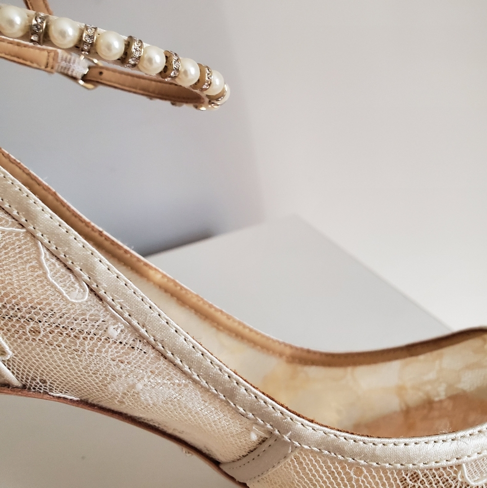 Badgley Mischka Lesley heels NIB - Picture 4 of 6